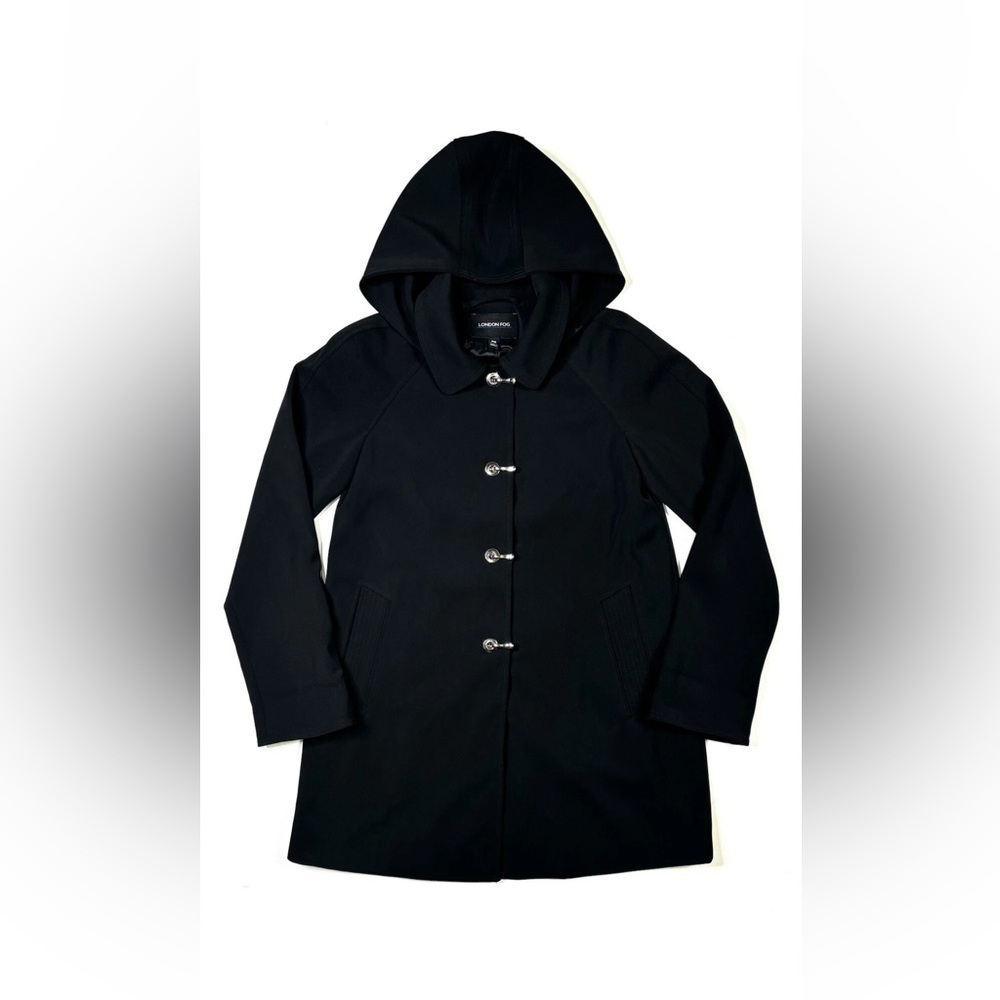London Fog Classic Black Coat was th removable hood